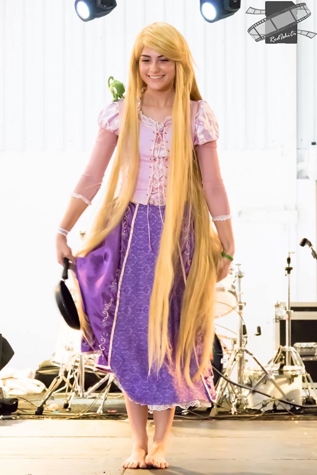 rapunzel-enrolados-cosplay (1)