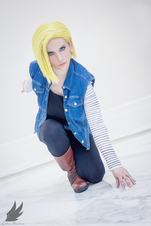 android-18-cosplay-dbz (4)