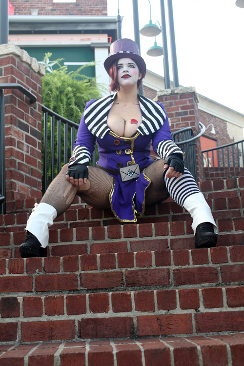 mad-moxxi-cosplay (2)