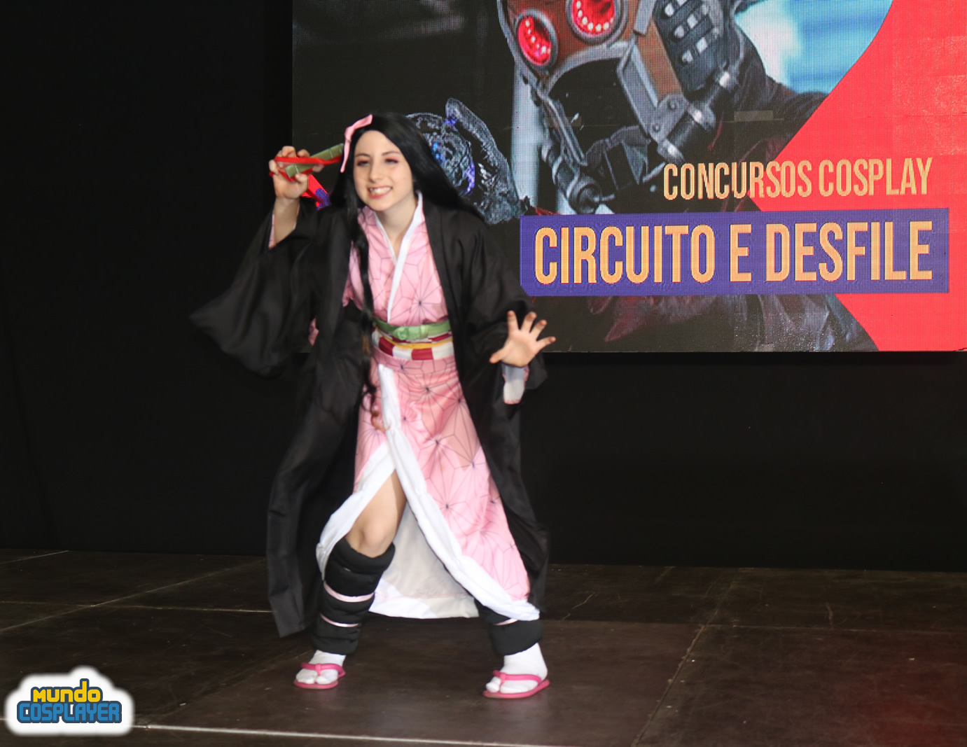 Esta fã de Demon Slayer vai te surpreender com esse lindo cosplay