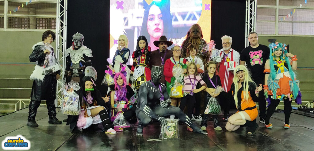 Mundo Cosplayer esteve pela primeira vez no Americana Anime Fest ...